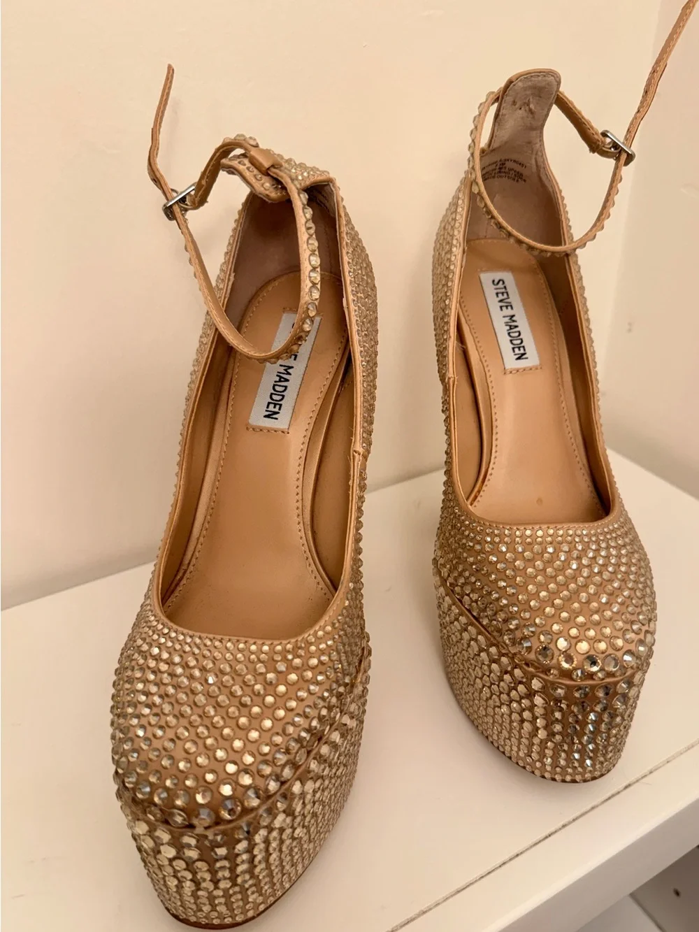 Steve Madden rhinestone skyrise platforms size 6.5